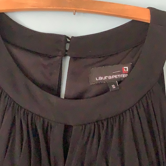 Laura Dress - Picture 7 of 7